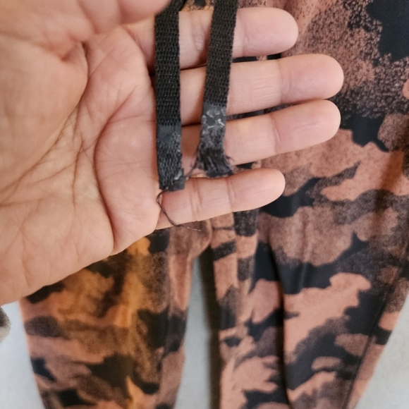 Lululemon Ready to High-Rise jogger size 6 - Picture 6 of 8